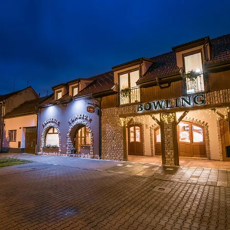 Penzion Hluk Gasthof Hluk