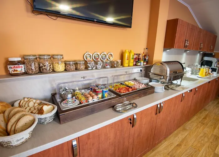 Penzion Hluk 게스트하우스 3*