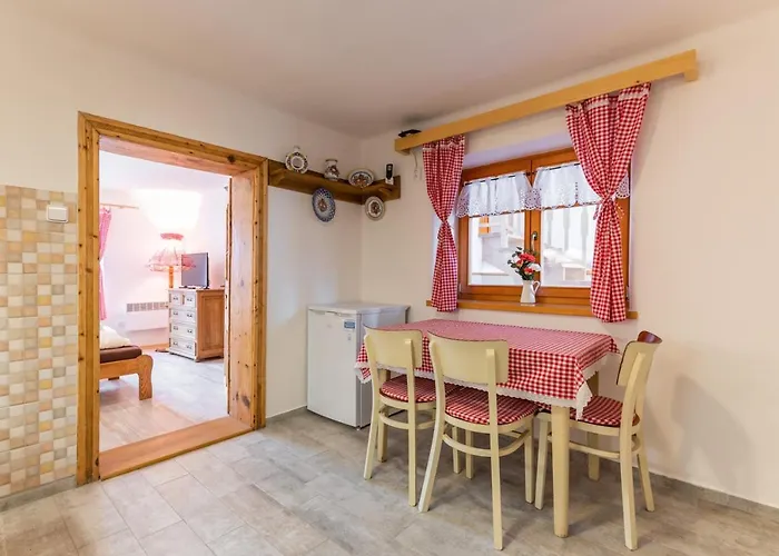 Penzion Hluk 게스트하우스 Hluk